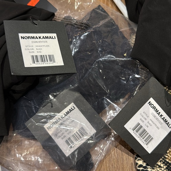 Brand new Norma Kamali leggings with footie- black colour available - Picture 5 of 9